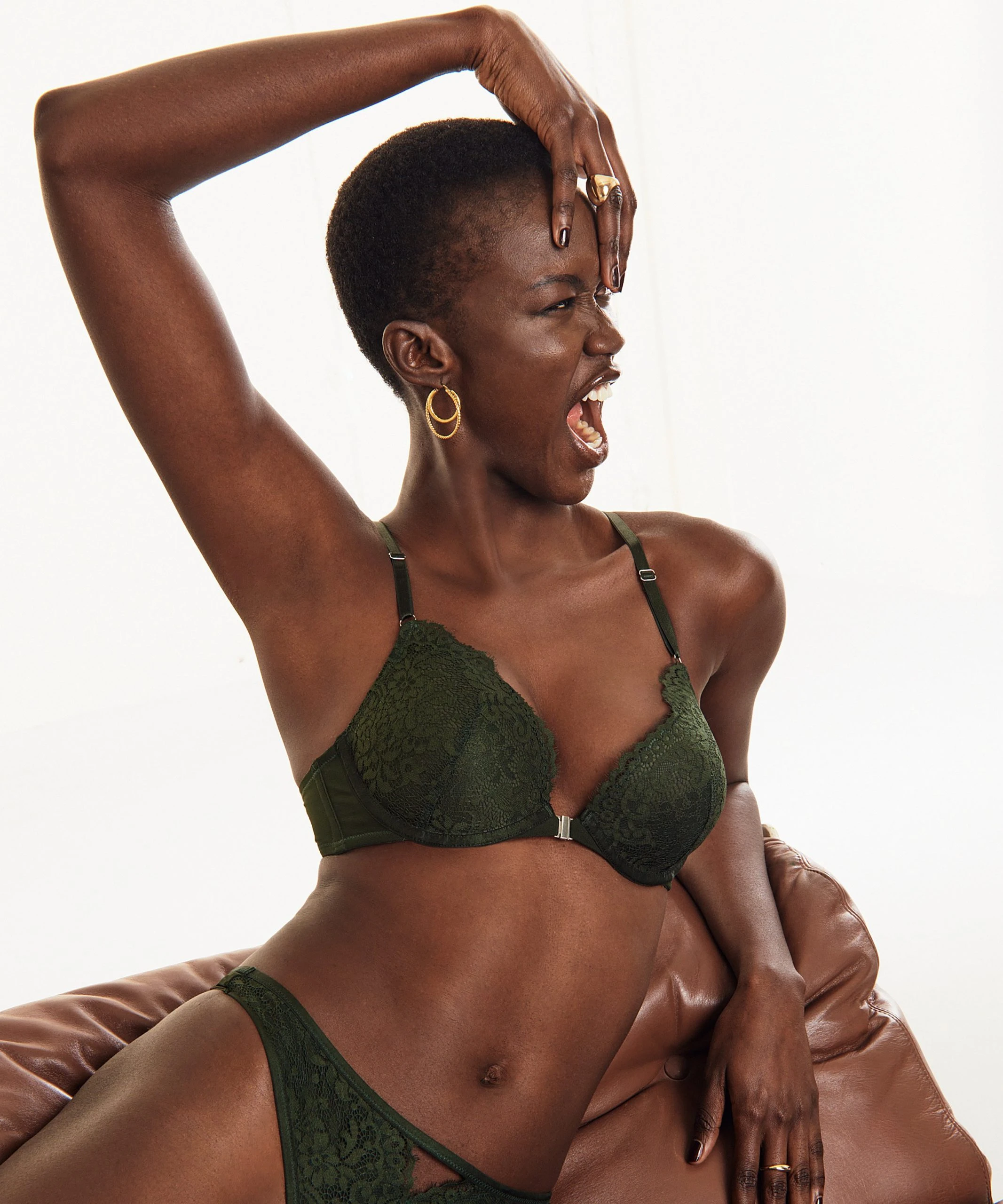 Vorgeformter Push-up-Bügel-BH Cardi 3 Vorgeformter Push-up-Bügel-BH Cardi